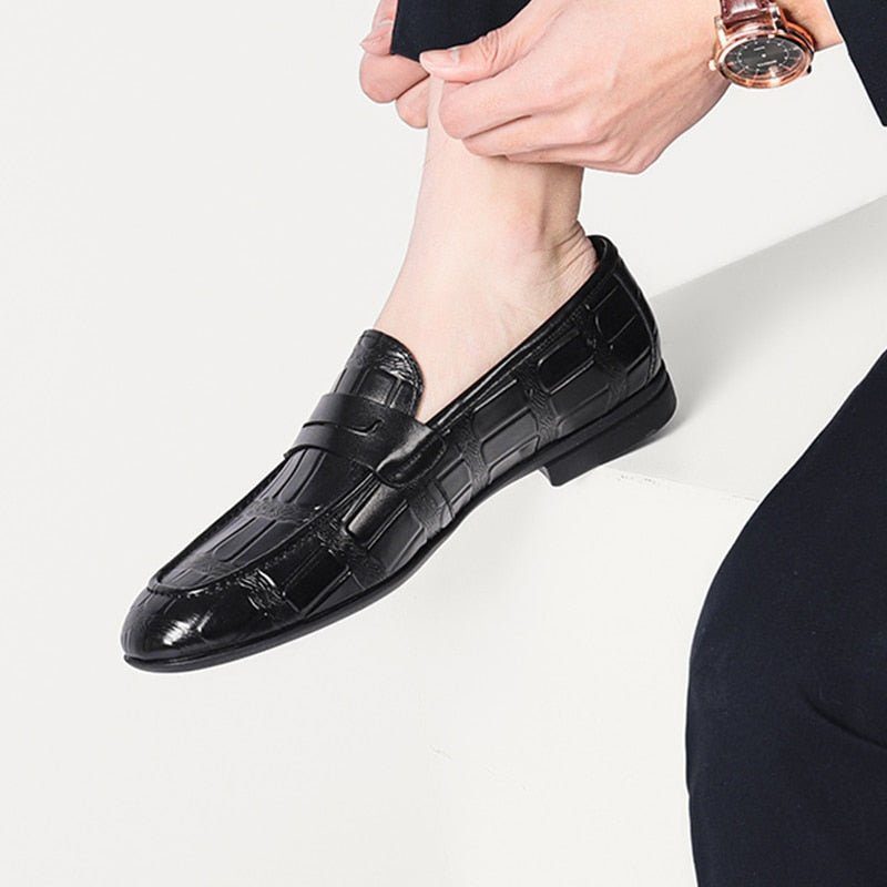 Loafers Til Mænd Ægte Læder Præget Slip-on Elegance - Sort