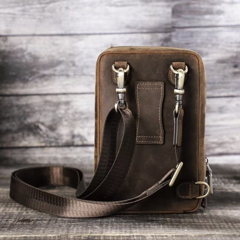 Skuldertasker Til Mænd Elegant Crazy Horse Vintage Crossbody-taske I Læder - Kaffe